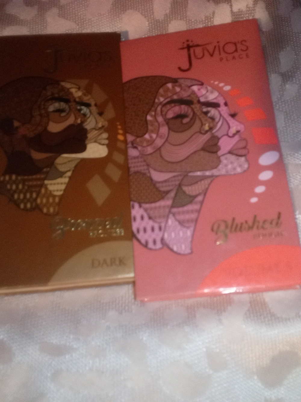 Juvia's Place Blushed Eyeshadow Palette - Pink & Coral Accents
